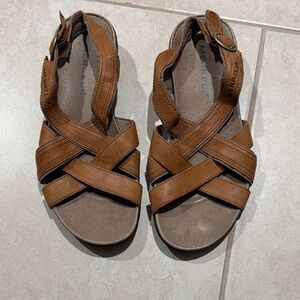 Merrell Brown Tan Sandals